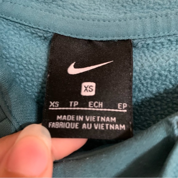 Women's XS NIKE Therma Soft Fleece Green/Blue Pullover Hoodie - Picture 4 of 5